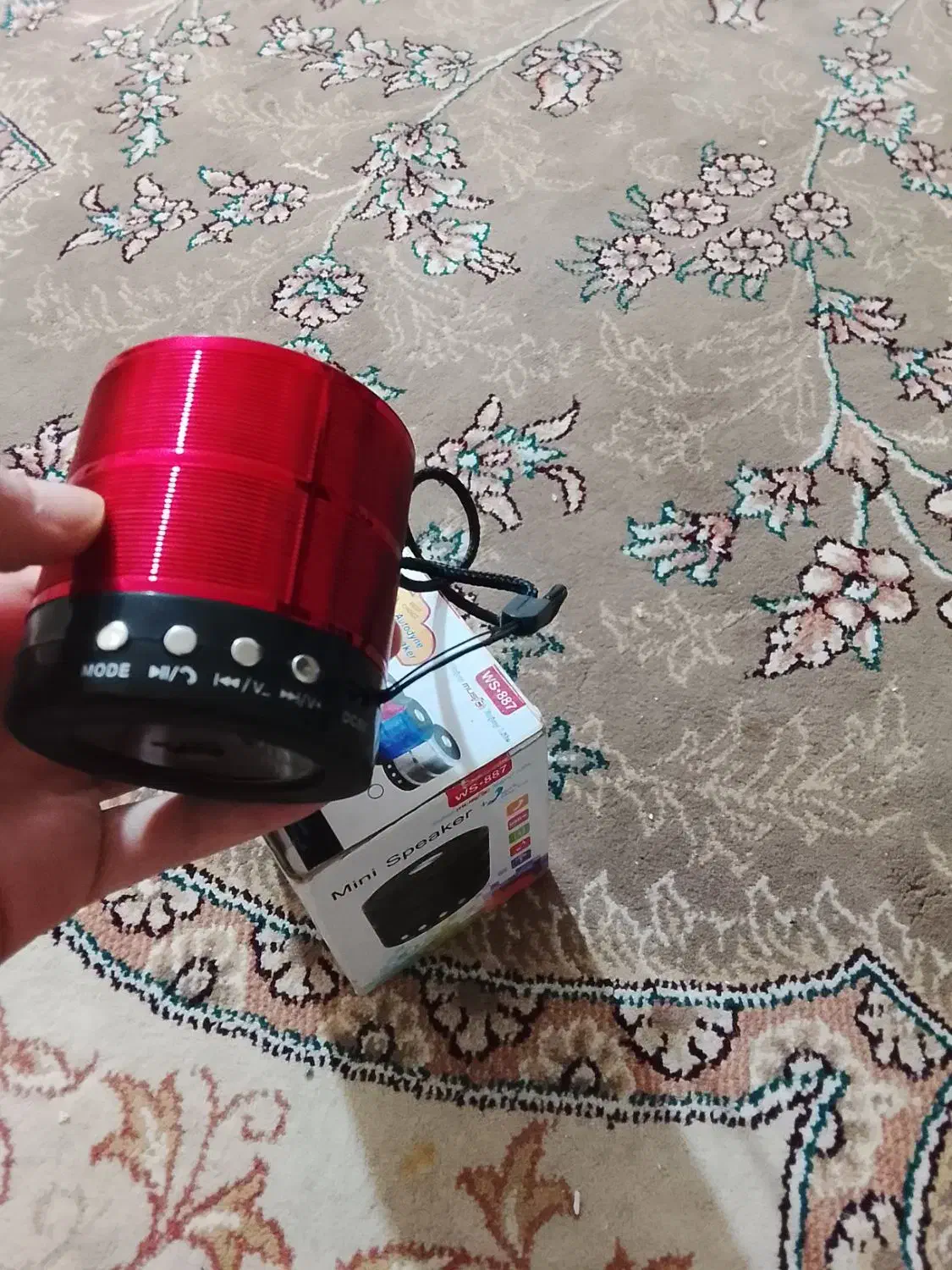 یک عدد اسپیکر کوچه|پخش‌کننده همراه|قم, شهر قائم|دیوار