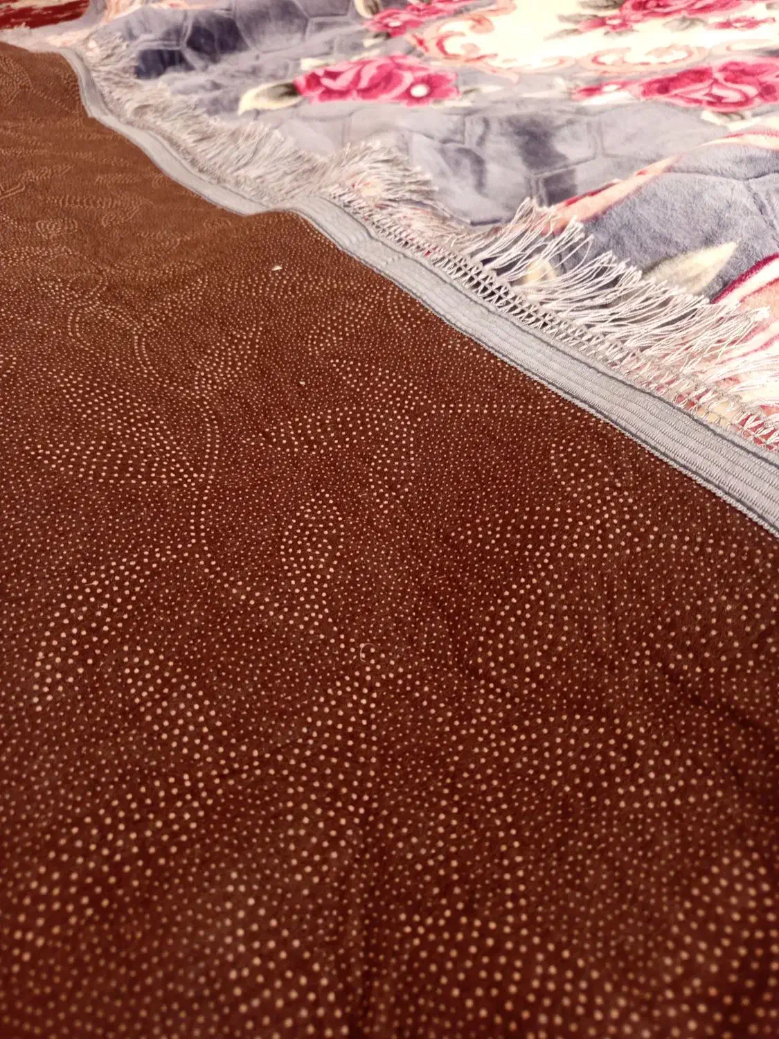 پتو فرش ترمز دار|روفرشی|شیراز, کوشک میدان|دیوار