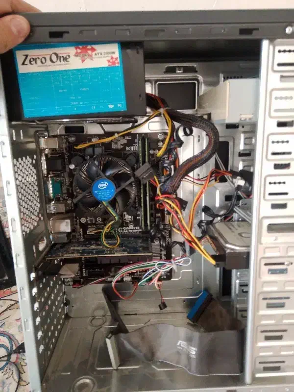 کامپیوتر|رایانه رومیزی|سبزوار, فیاض|دیوار