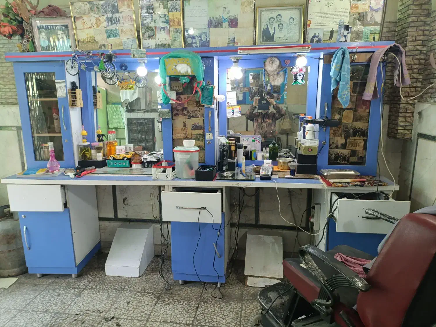 دکور|آرایشگاه و سالن‌های زیبایی|زاهدان, |دیوار