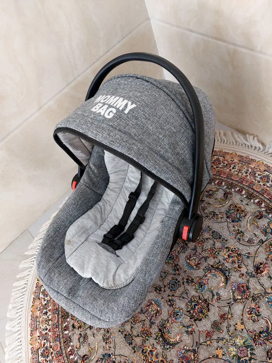 کریر|کالسکه و لوازم جانبی|نقده, |دیوار