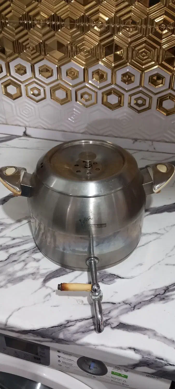 کتری سالم سالم|قوری، کتری، قهوه‌ساز دستی|نسیم‌شهر, |دیوار