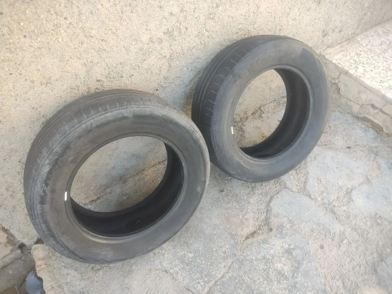 لاستیک 205خارجی|قطعات یدکی و لوازم جانبی|کوهدشت, |دیوار