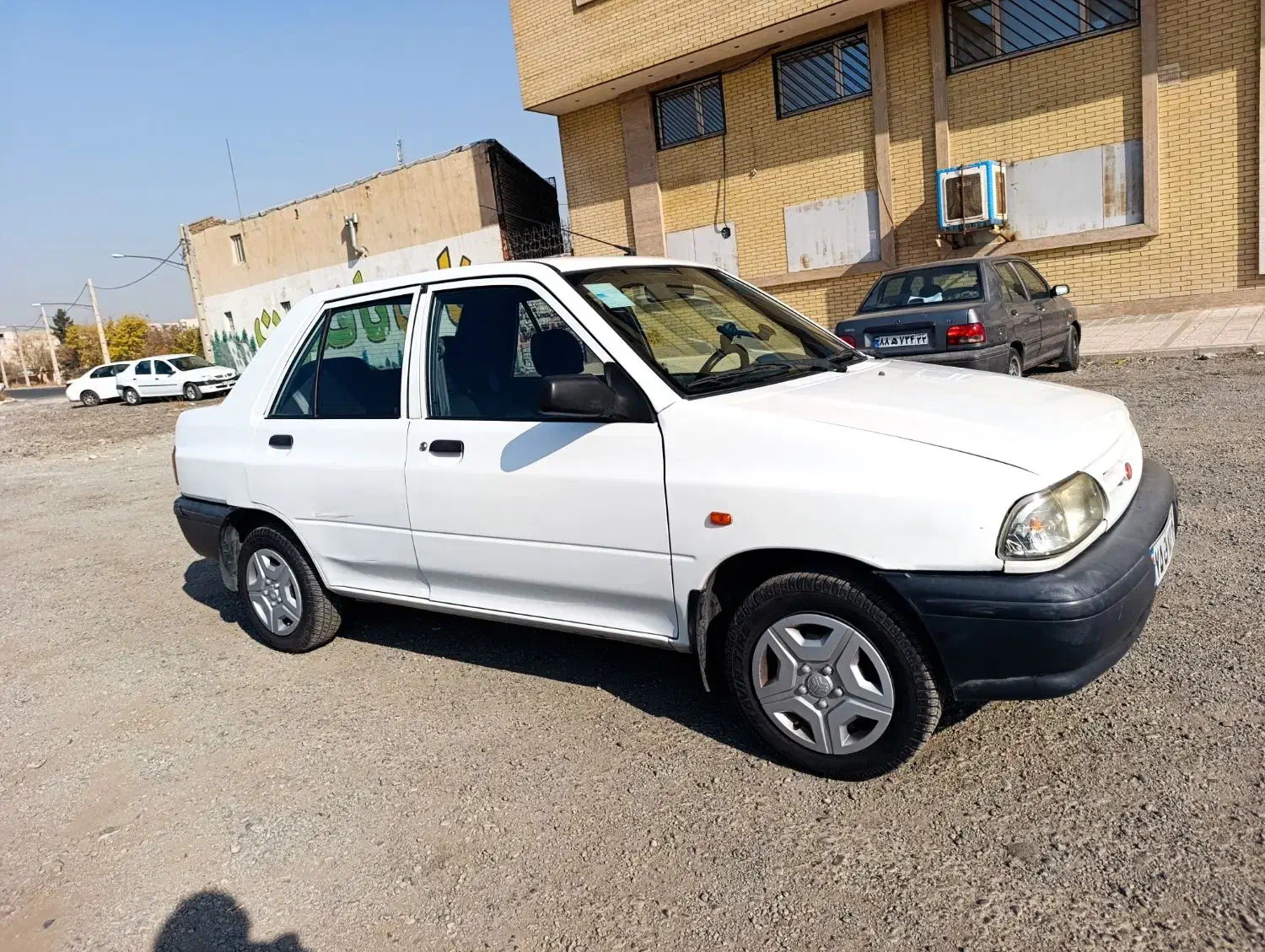 پراید ۱۳۱ مدل ۹۸ تمیز|خودرو سواری و وانت|اندیشه, اندیشه فاز ۳|دیوار