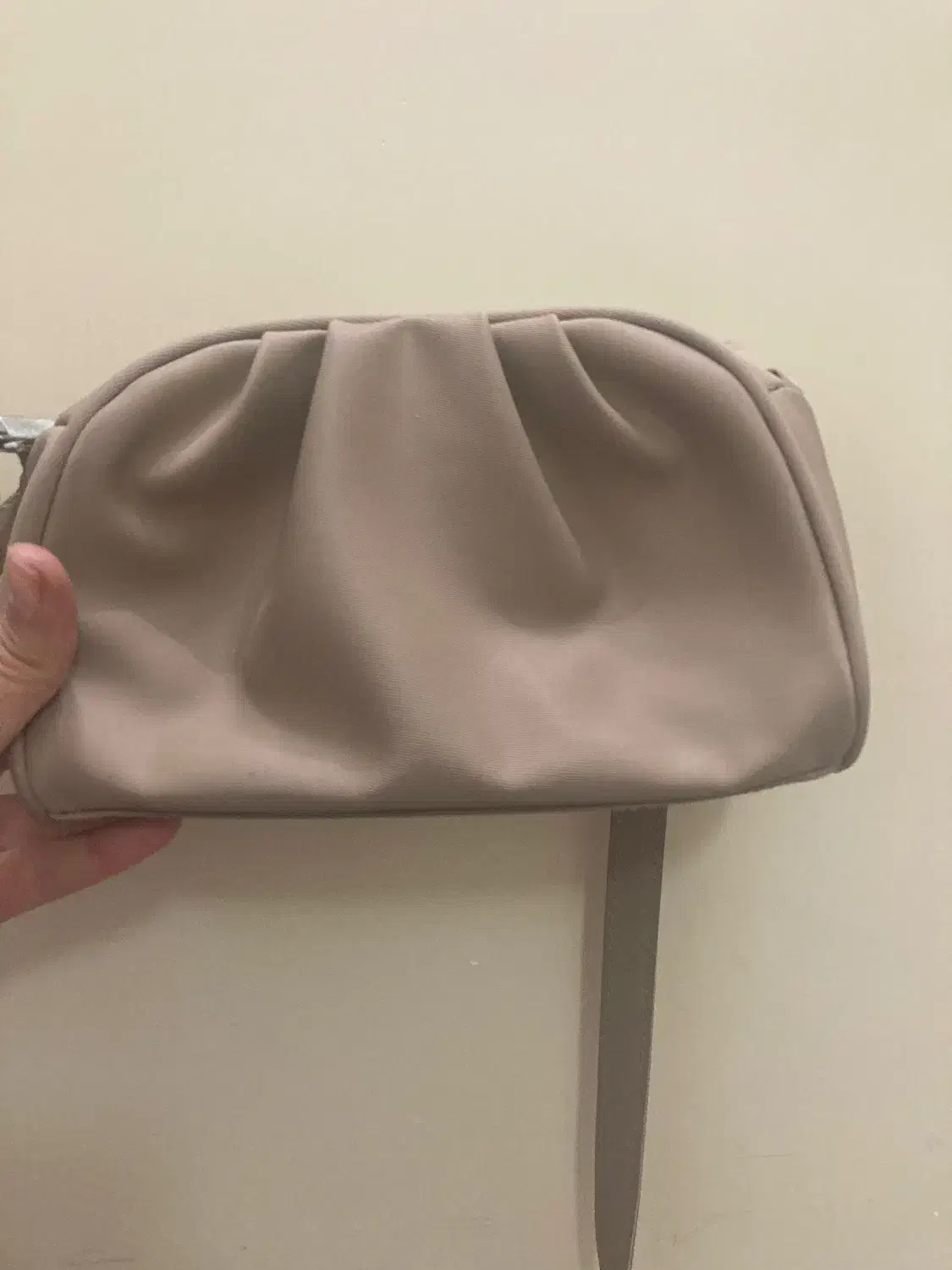 کیف و چمدان|کیف، کفش، کمربند|شیراز, غدیر جنوبی|دیوار