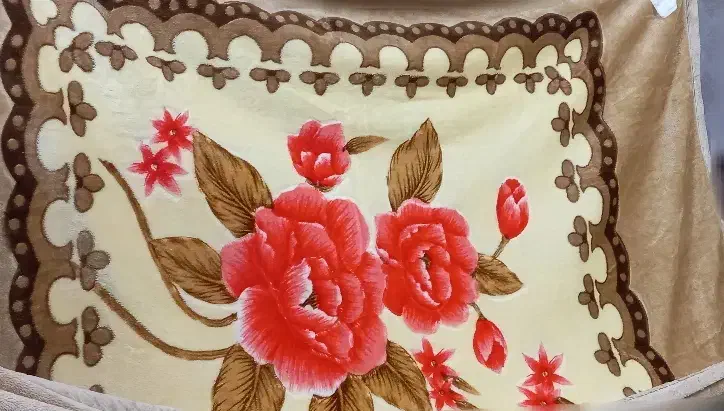 لوازم خونه|رختخواب، بالش، پتو|قزوین, |دیوار