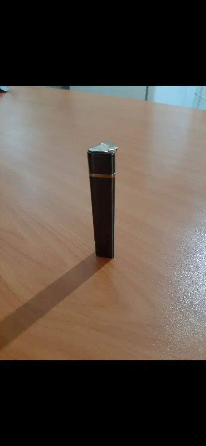 فندک گازی نو|کلکسیون اشیاء عتیقه|میانه, |دیوار