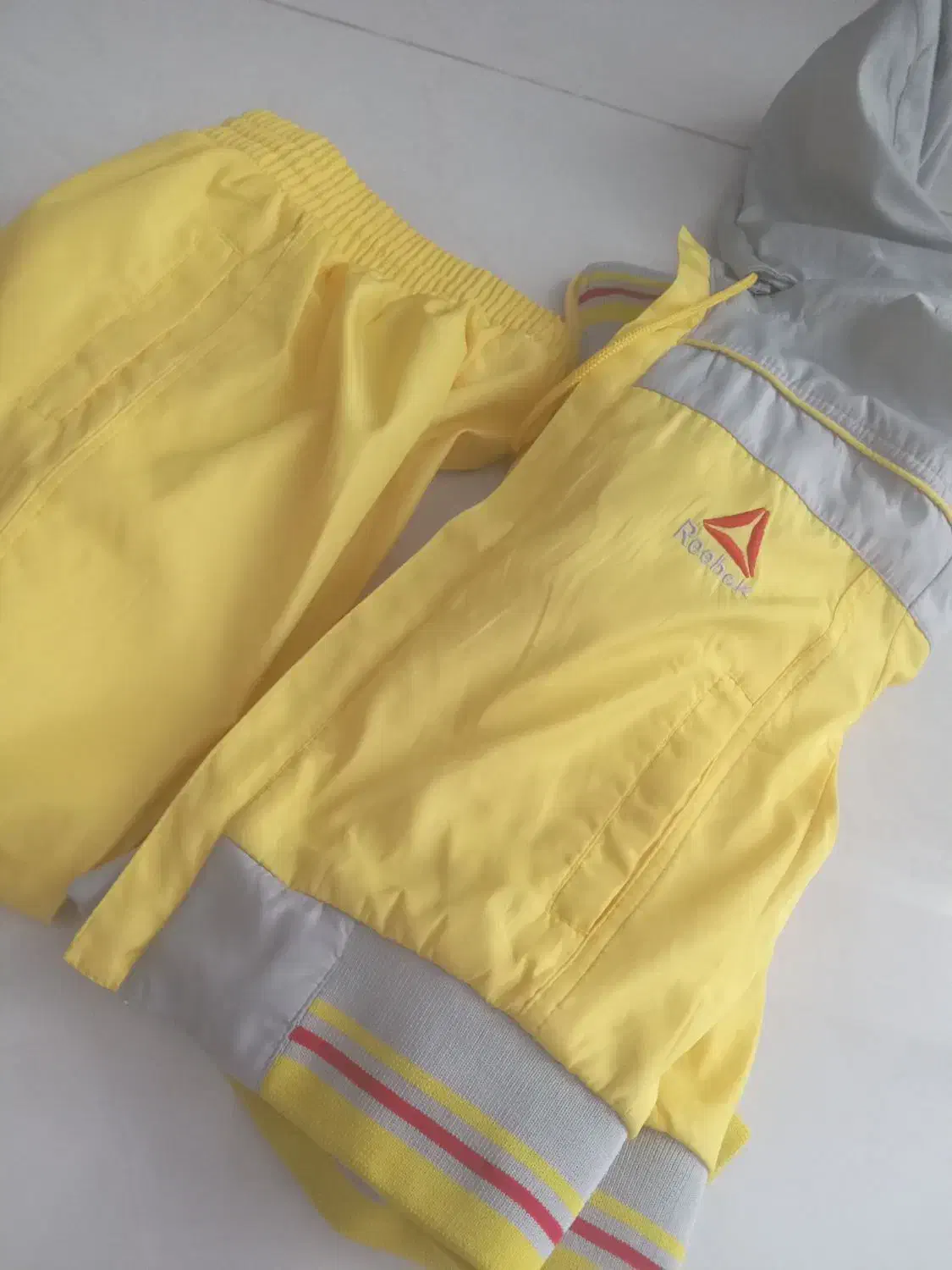 لباس ورزشی|لباس|گلپایگان, |دیوار