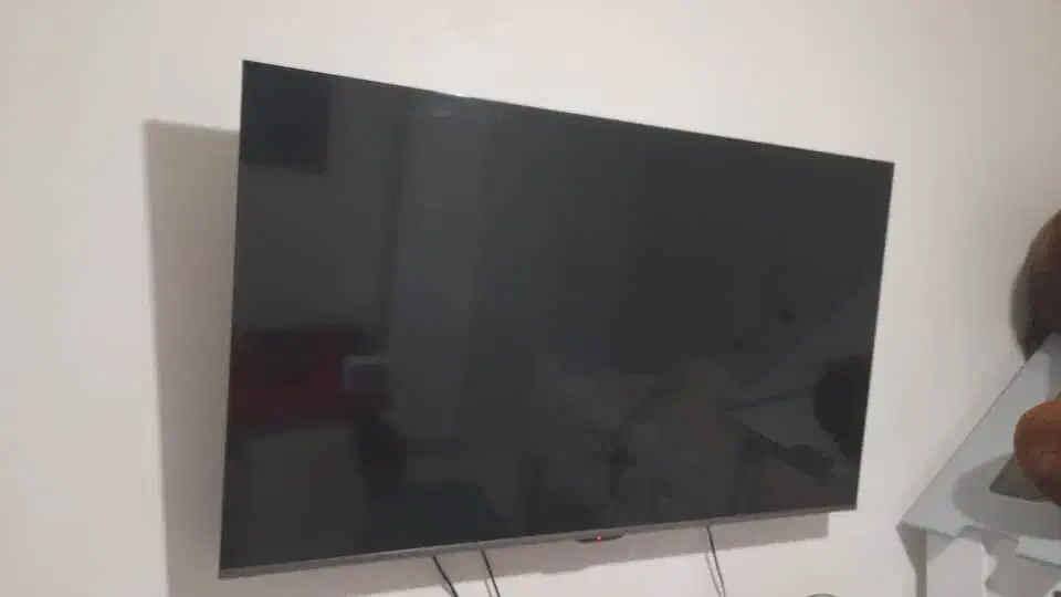 تلویزیون ۵۵ اینچ|تلویزیون و پروژکتور|تالش, هشتپر|دیوار