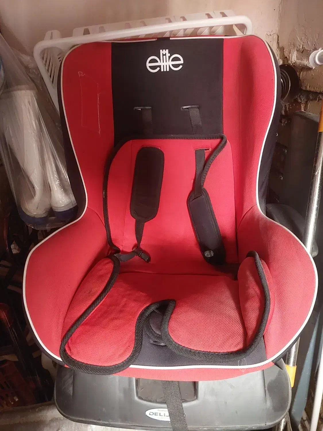 تخت خواب کنار مادر و صندلی ماشین|تخت و صندلی بچه|ارومیه, |دیوار