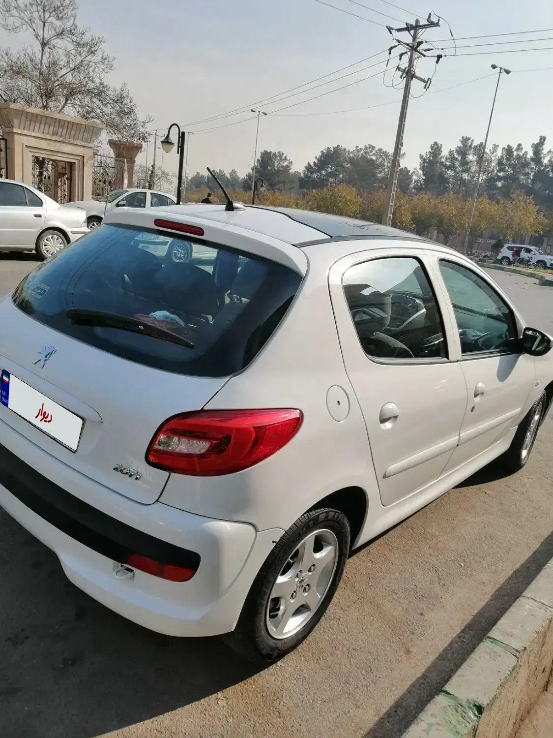 207پانا مدل403|خودرو سواری و وانت|مشهد, انقلاب|دیوار