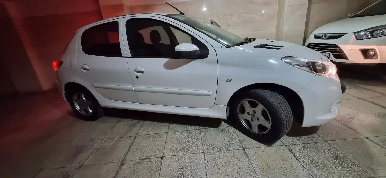 ۲۰۷ فروش فوری|خودرو سواری و وانت|اراک, |دیوار