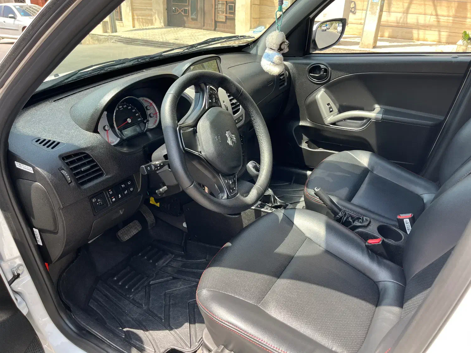 کوییک آر. اتومات مدل ۱۴۰۳ سفید مشکی پارس خودرویی|خودرو سواری و وانت|کرج, کوی مدرس|دیوار