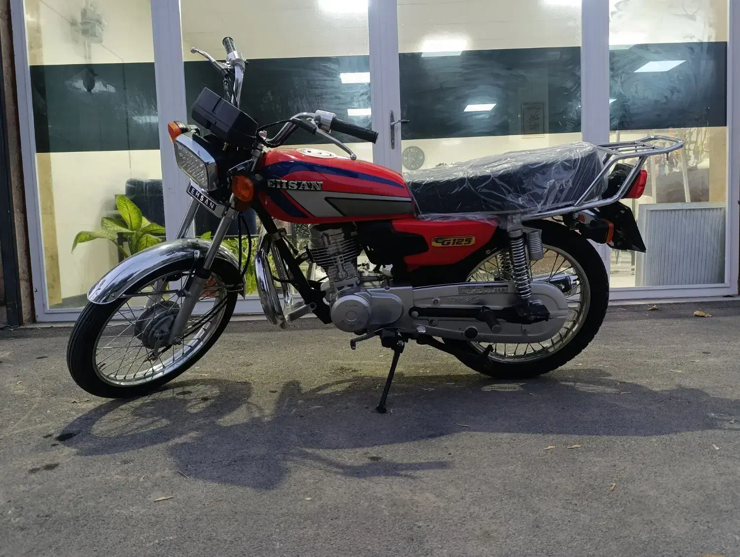 125احسان|موتورسیکلت|اراک, |دیوار