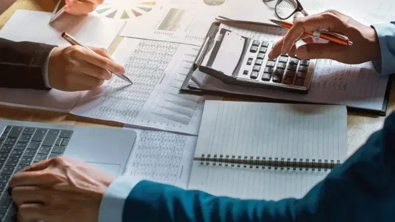 استخدام حسابدار همراه با اموزش ویژه بازارکار|استخدام مالی، حسابداری، حقوقی|مشهد, فلسطین|دیوار