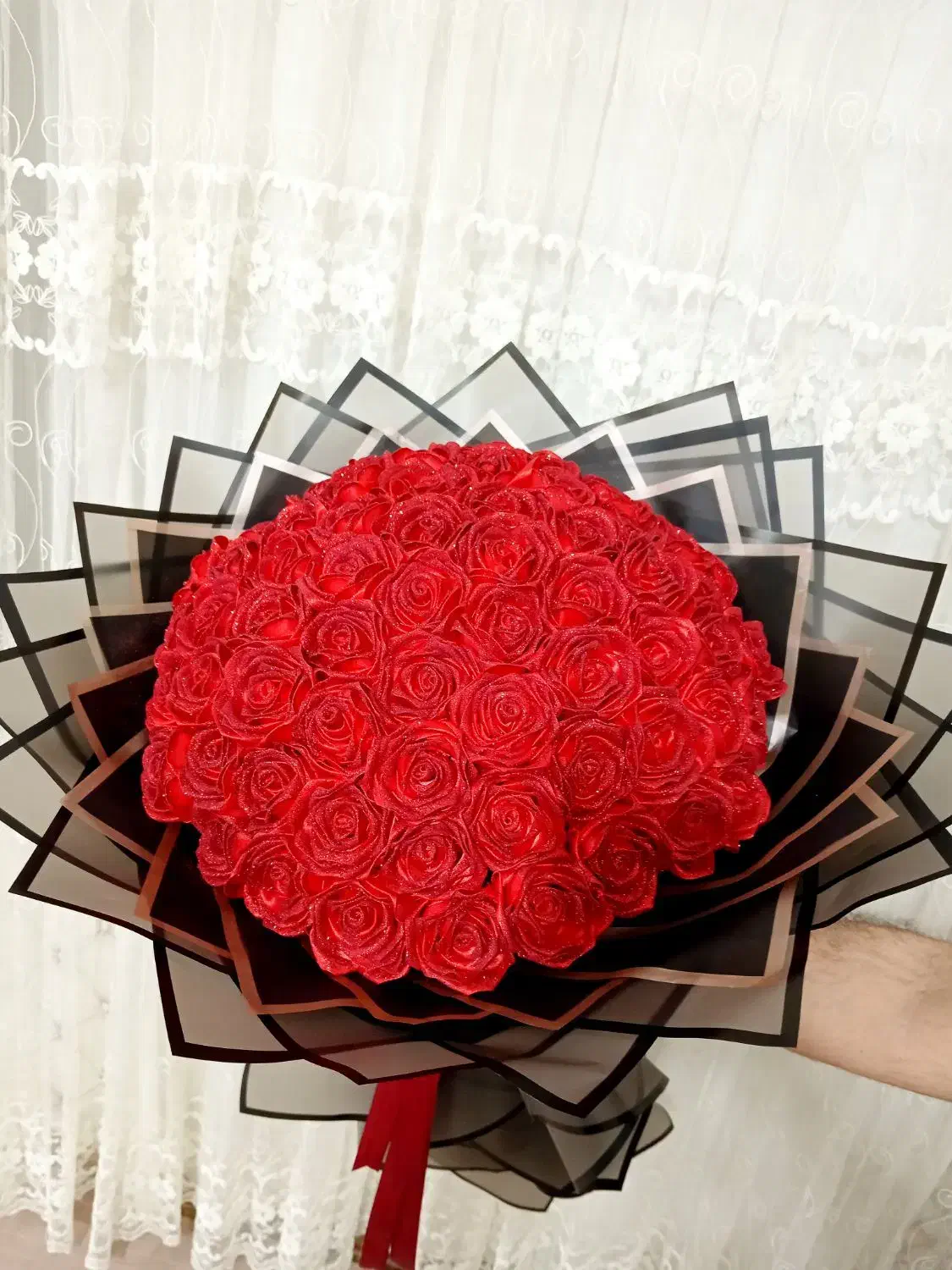 دسته گل روبانی ۷۰شاخه باکاغذپیچی vip|گل مصنوعی|مهاباد (آذربایجان غربی), |دیوار