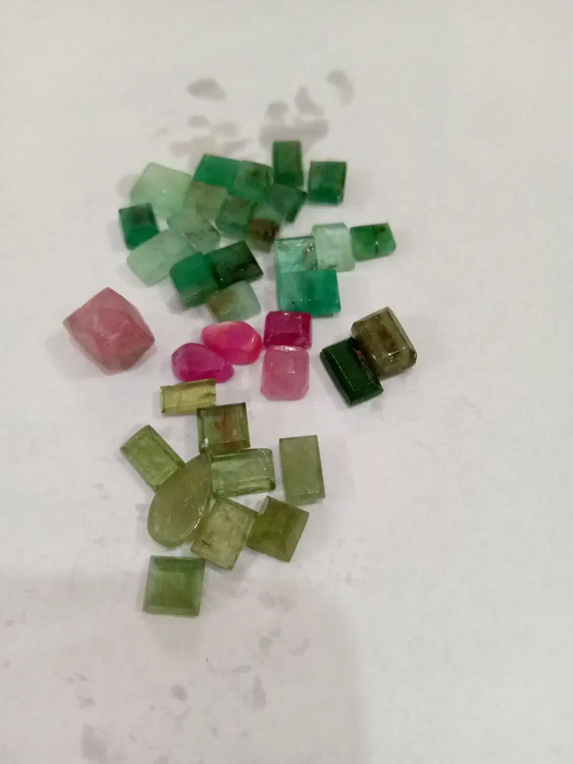 زبرجد.زمردپنجشیر.لعل.|جواهرات|مشهد, انقلاب|دیوار