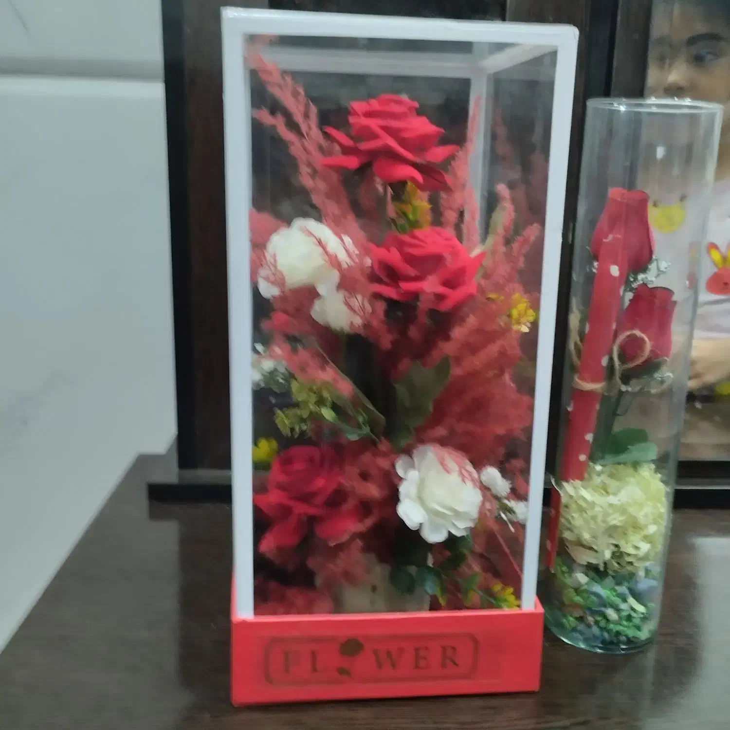 گل شیشه ای|گل مصنوعی|قم, ولیعصر|دیوار