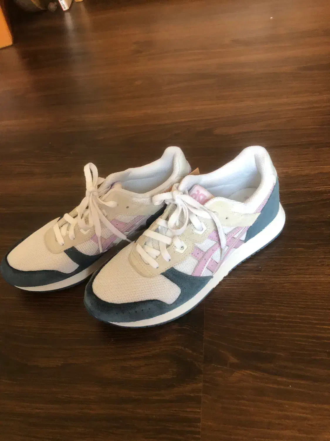 کتونی اسیکس 39.5|کیف، کفش، کمربند|دالخانی, |دیوار