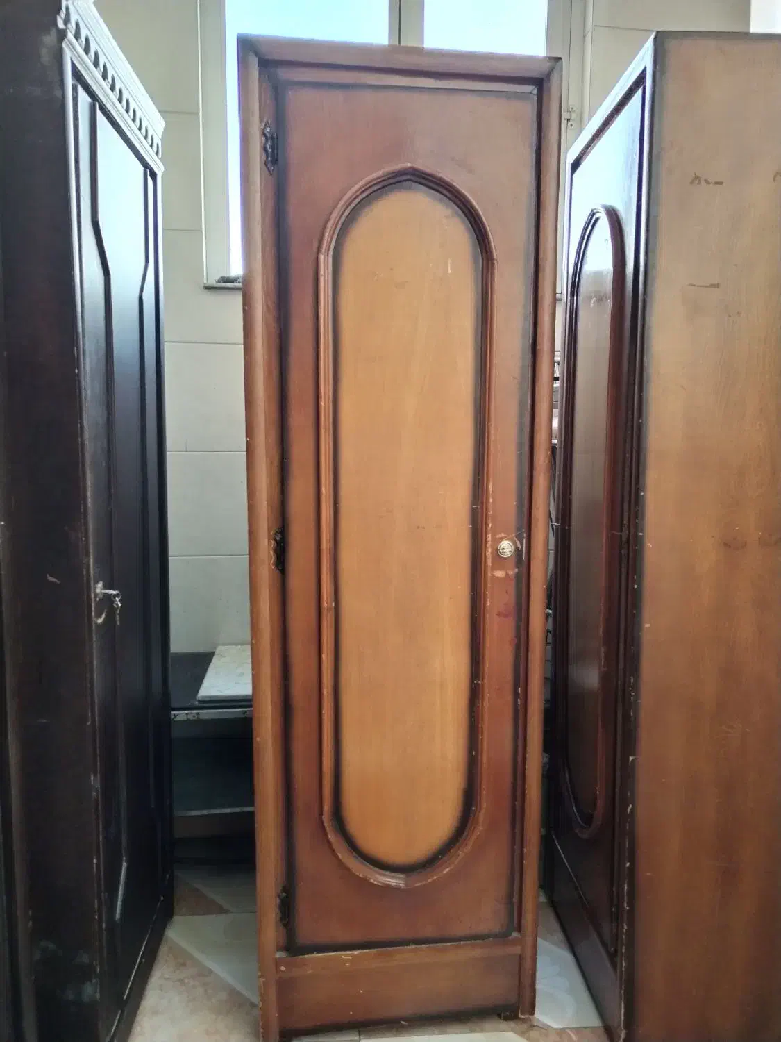 کمد لباس|جاکفشی، کمد، دراور|فرخ‌شهر, |دیوار