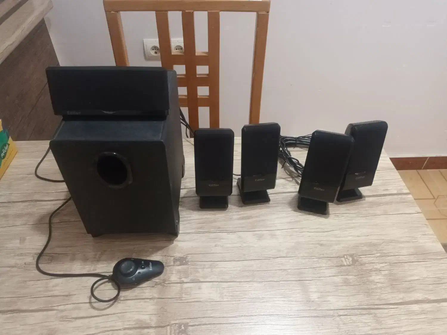 اسپیکر اصل ادیفایرedifier|سیستم صوتی خانگی|رشت, دیلمان|دیوار