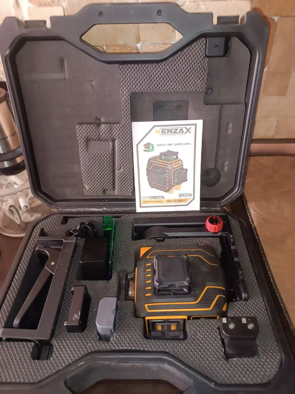 تراز لیزری ۳بعدی کنزاکس|ابزارآلات|کرج, چهارصد دستگاه|دیوار