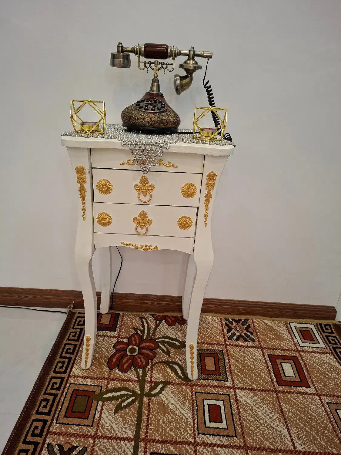 فروش فوری میز تلفن نونو|میز تلفن|شیروان (خراسان), |دیوار