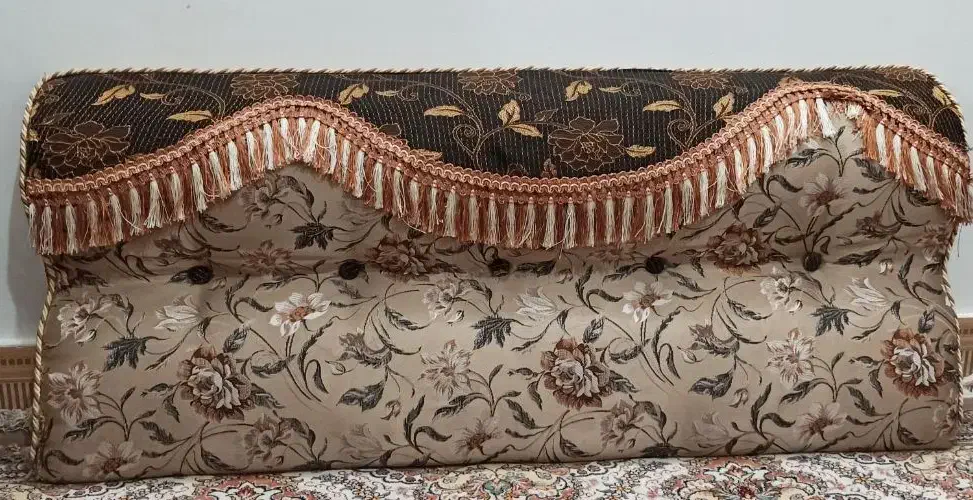 شش عدد پشتی نو|پشتی|زاهدان, |دیوار