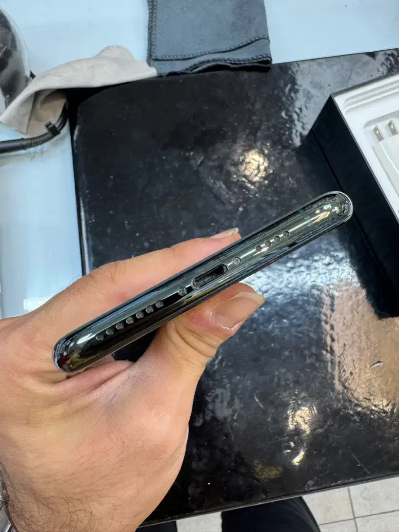 iphone 11pro max 256 Lla|موبایل|اصفهان, چرخاب|دیوار