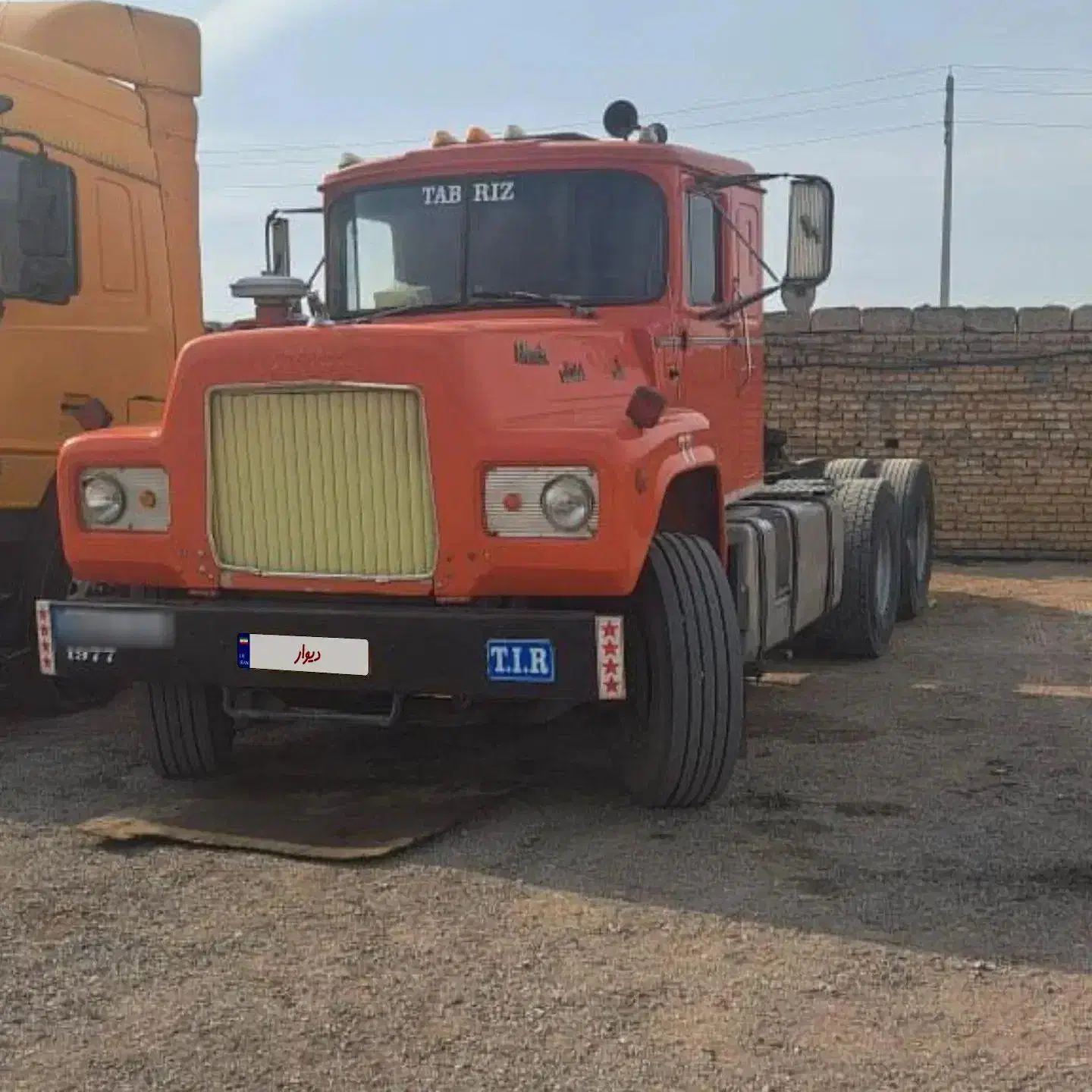 ماک|خودرو سنگین|صوفیان, |دیوار