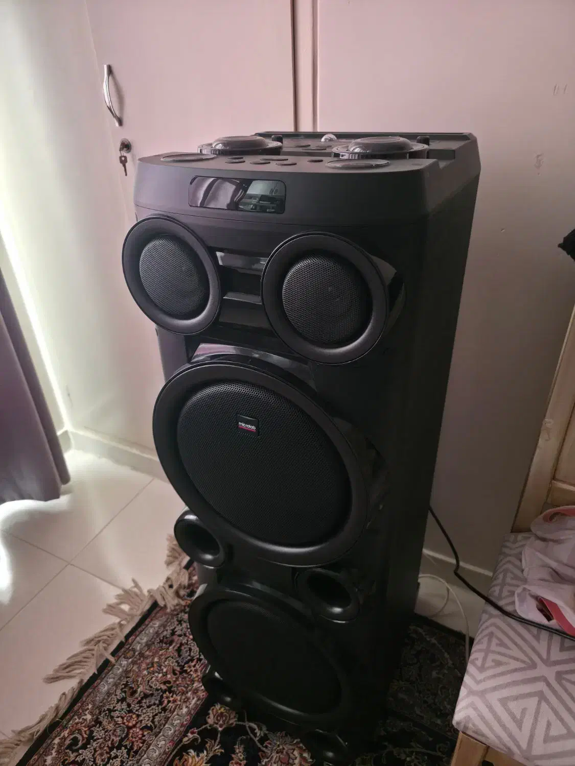 باند|سیستم صوتی خانگی|تهران, درختی|دیوار