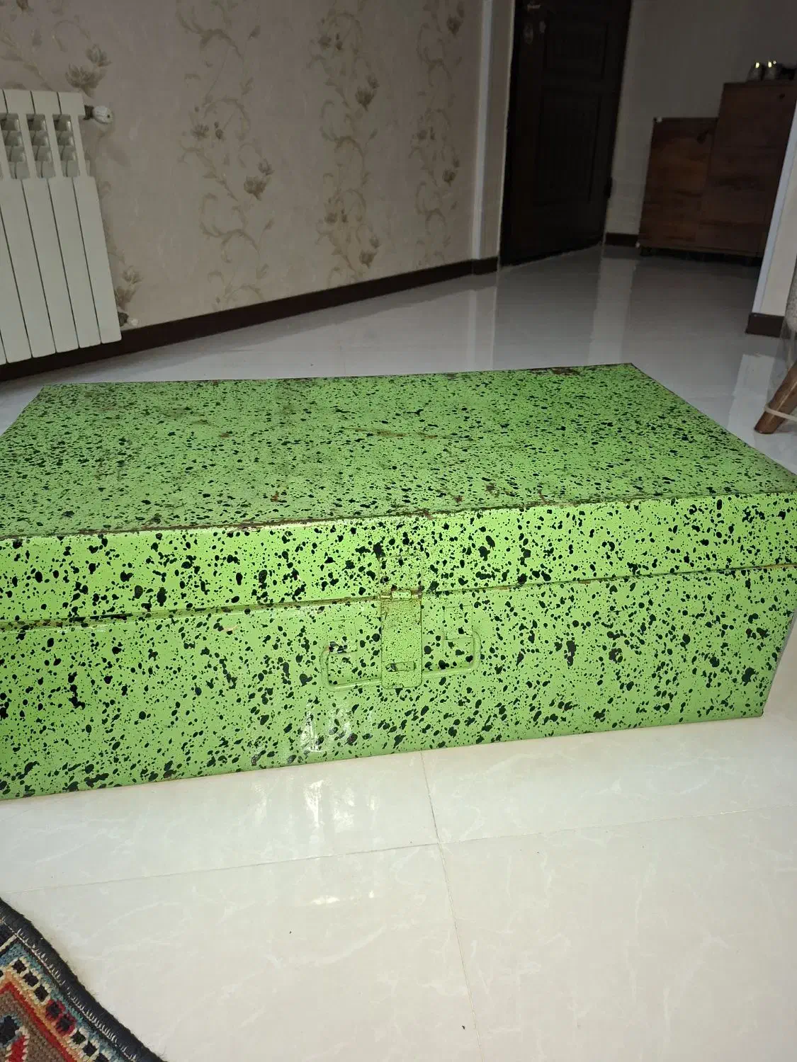 صندوق آهنی|کتابخانه، شلف، قفسه‌های دیواری|مشهد, مشکینی (شهرک غرب)|دیوار