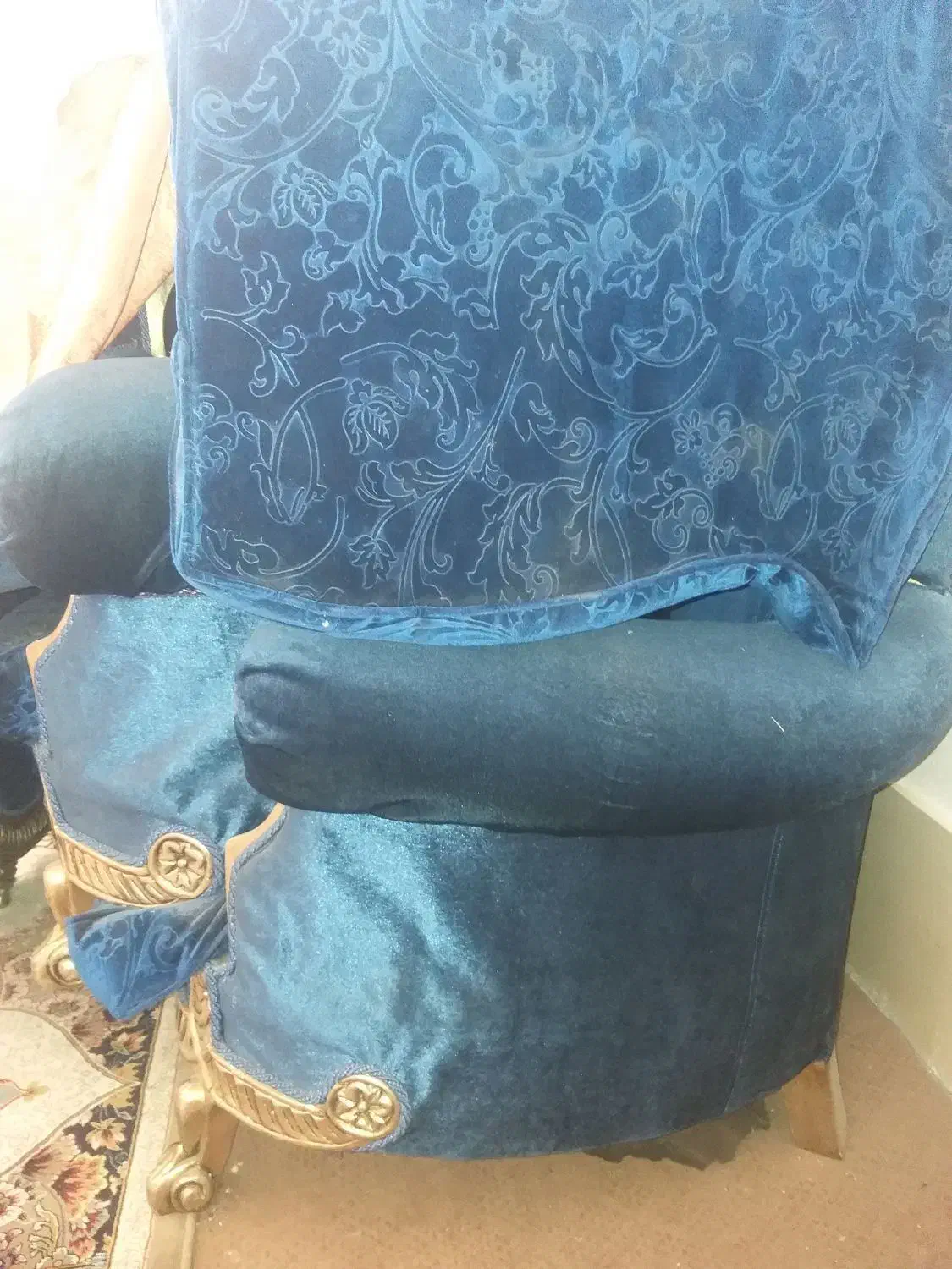 مبل کارکرده مخملی و سرویس خواب به همراه خوش خواب|مبلمان خانگی و میز عسلی|اسحاق آباد, |دیوار