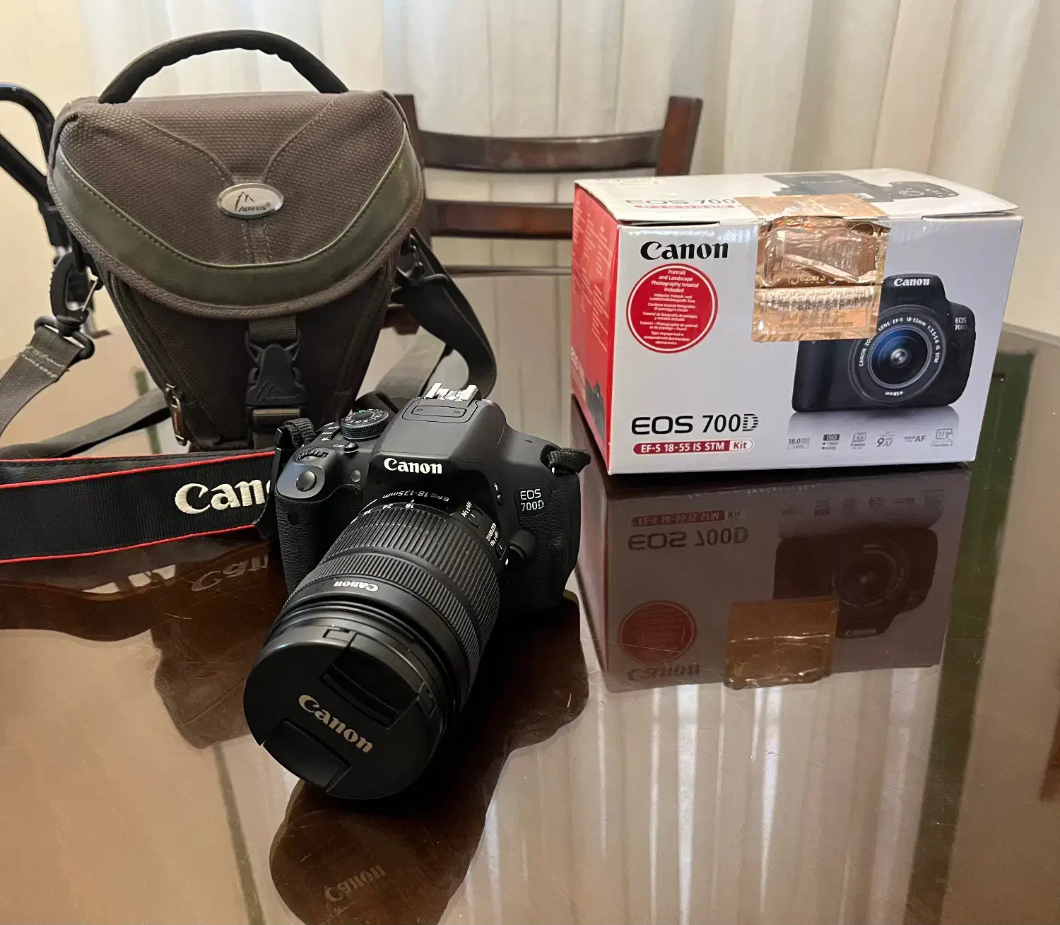 دوربین عکاسی حرفه ای canon۷۰۰D با لنز ۱۳۵-۱۸|دوربین عکاسی و فیلم‌برداری|تهران, گیشا|دیوار