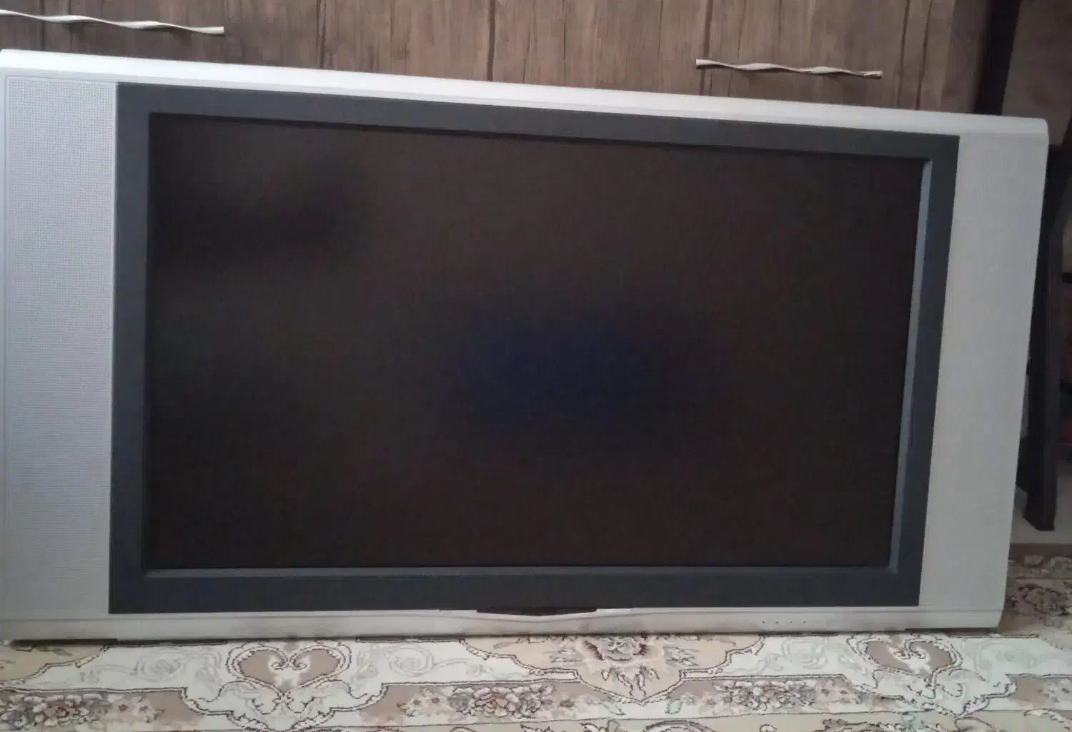 تلویزیون ایکس ویژن ۳۲اینچ|تلویزیون و پروژکتور|سمنان, |دیوار