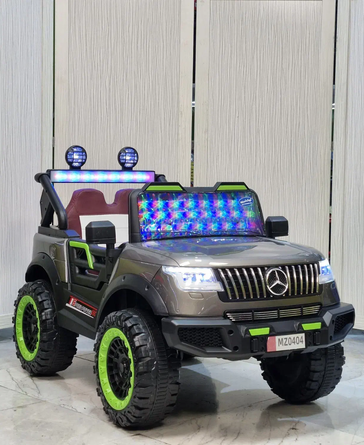 ماشین شارژی بنزطرح شاسی چهارموتوره متالیک|اسباببازی|تهران, پرستار|دیوار