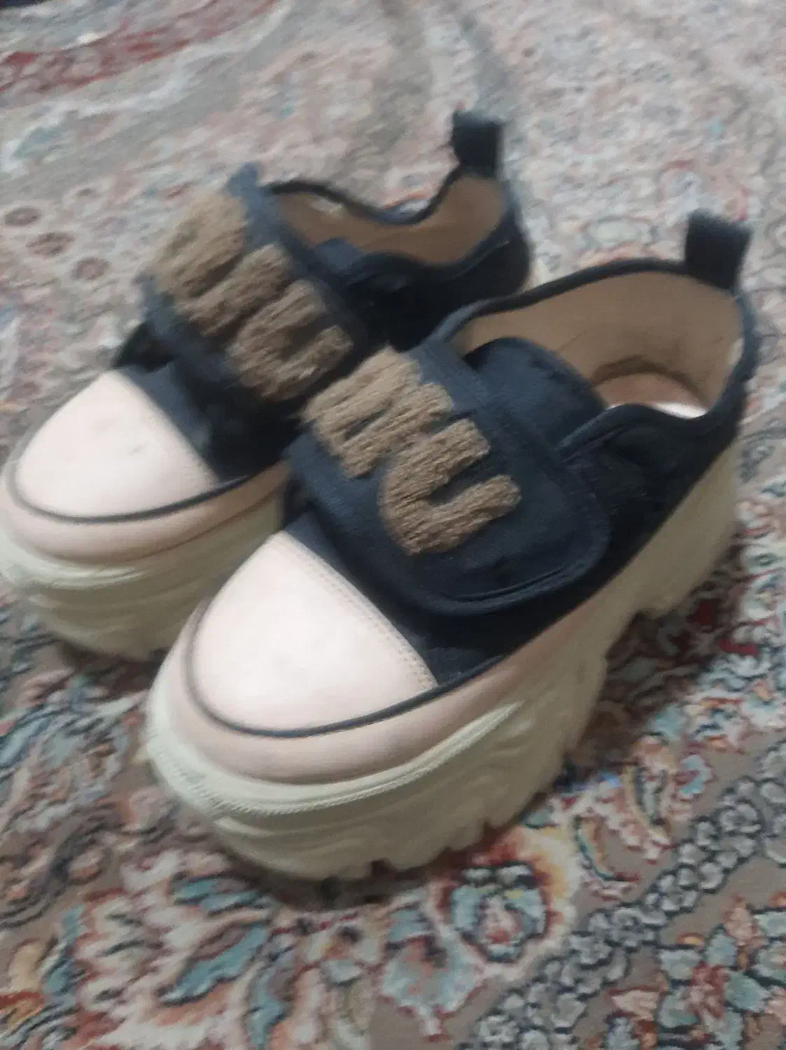 کفش وپالتو|کفش و لباس بچه|گنبد کاووس, |دیوار