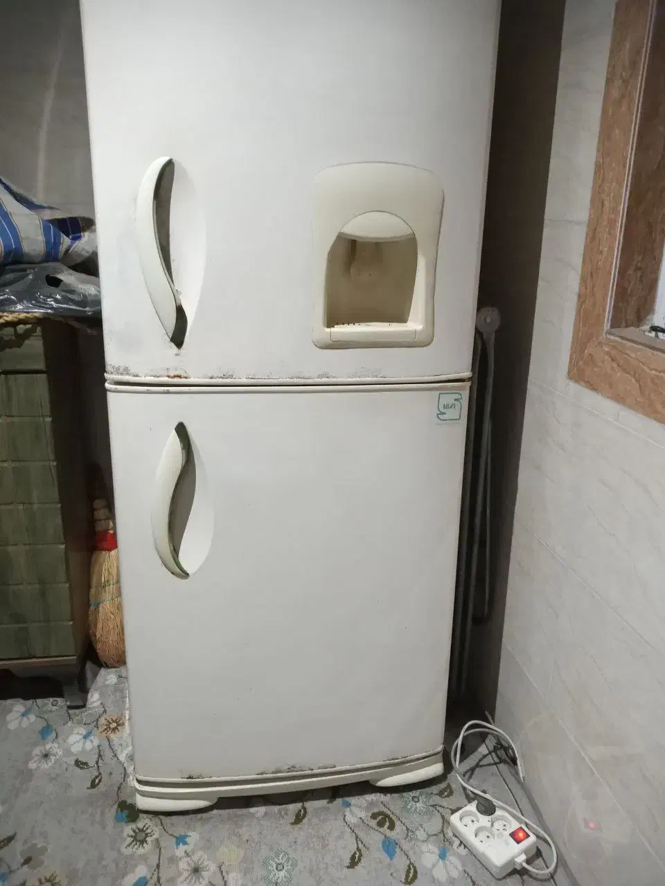 یخچال|یخچال و فریزر|خمام, |دیوار