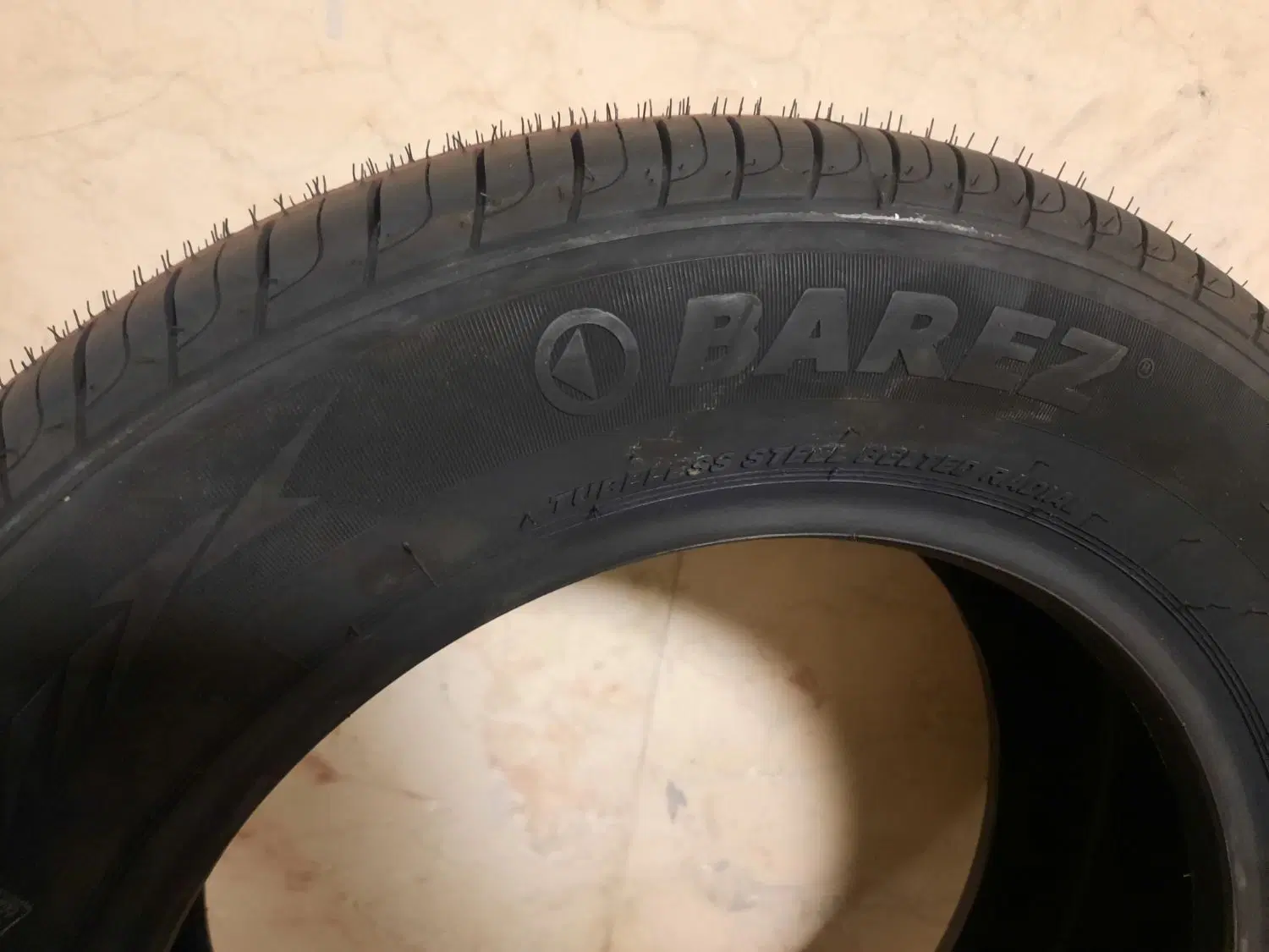 لاستیک بارز 195/60R15 مدل P680 (یک جفت/کاملاً نو)|قطعات یدکی و لوازم جانبی|تهران, حسینآباد|دیوار