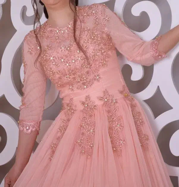 لباس عروس|لباس|پرند, فاز ۶|دیوار