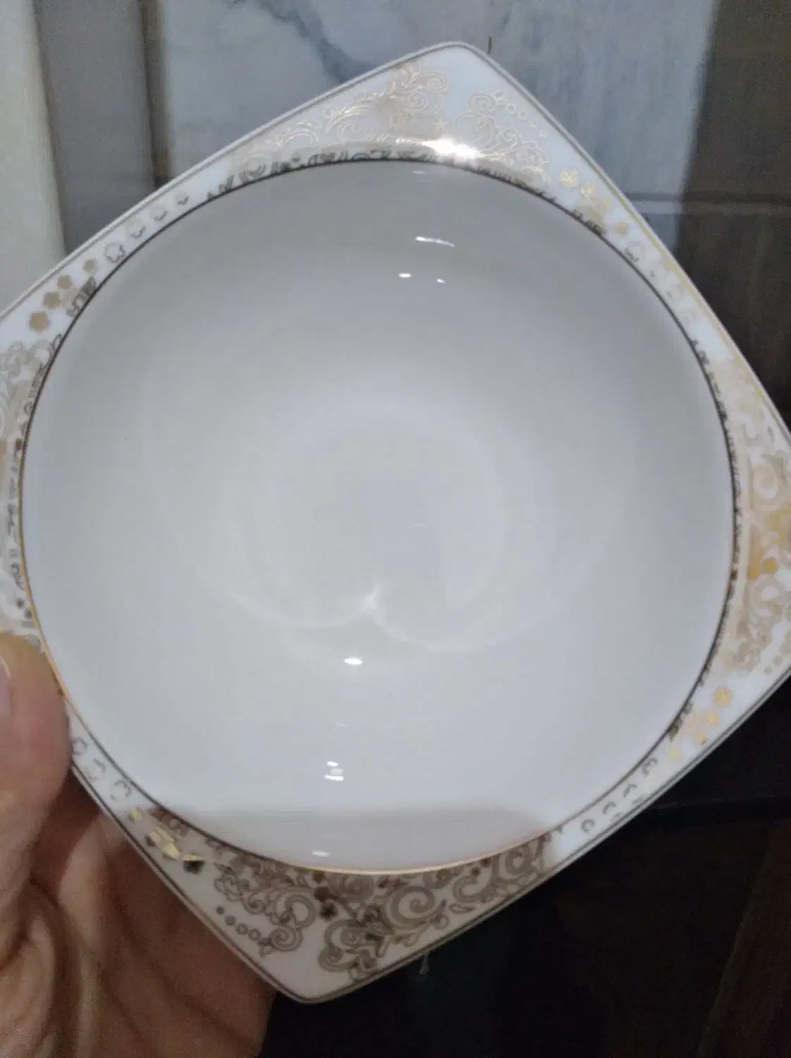 سرویس چینی کاملا نو مناسب جهیزیه|ظروف سرو و پذیرایی|قم, انصار‌الحسین|دیوار