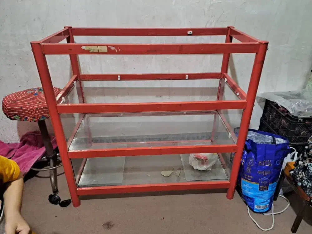 یک عددویترین مغازه|فروشگاه و مغازه|شوشتر, |دیوار