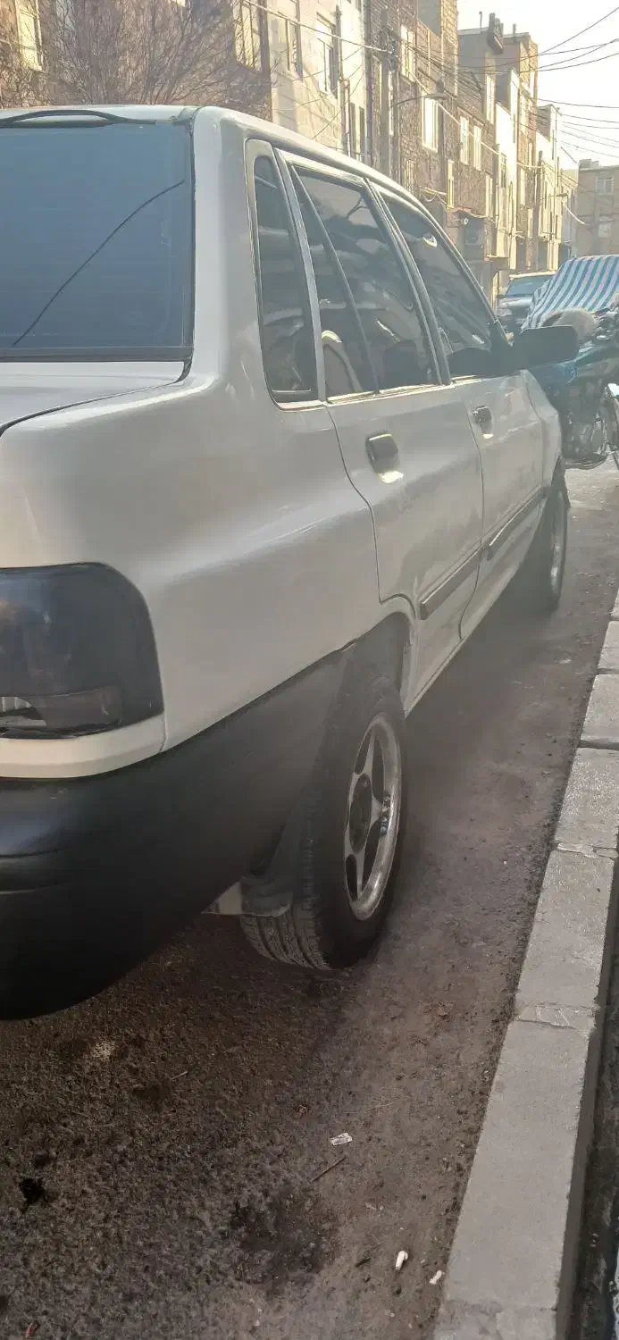 پراید مدل 82|خودرو سواری و وانت|بهارستان, |دیوار