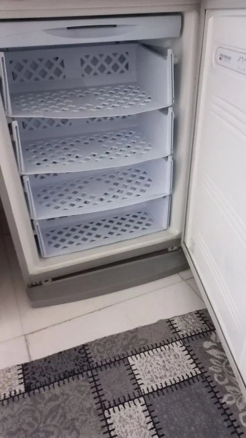 فرش ویخجال نونو|فرش|شهریار, شهرک امیریه|دیوار