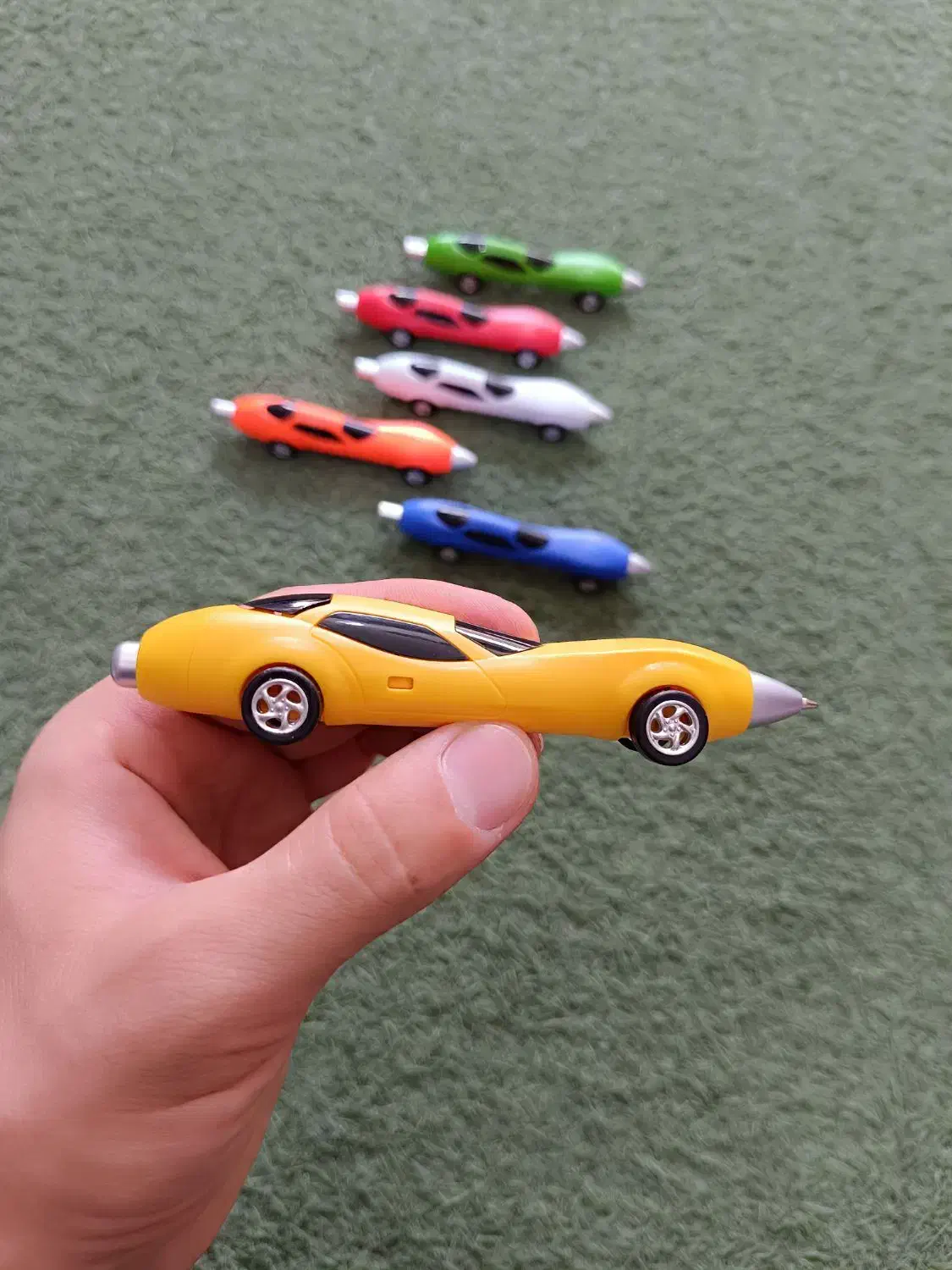 لوازم تحریر / خودکار فشاری طرح ماشین|لوازم التحریر|قم, نخودی|دیوار