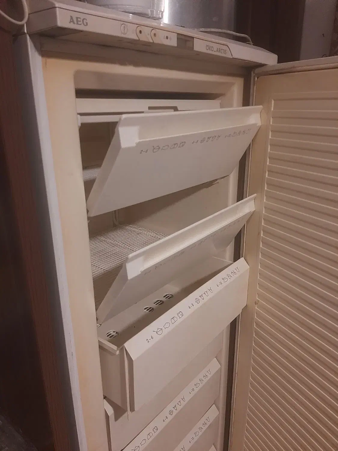 فریزر ۷کشو AEG|یخچال و فریزر|رشت, کوی مهر|دیوار