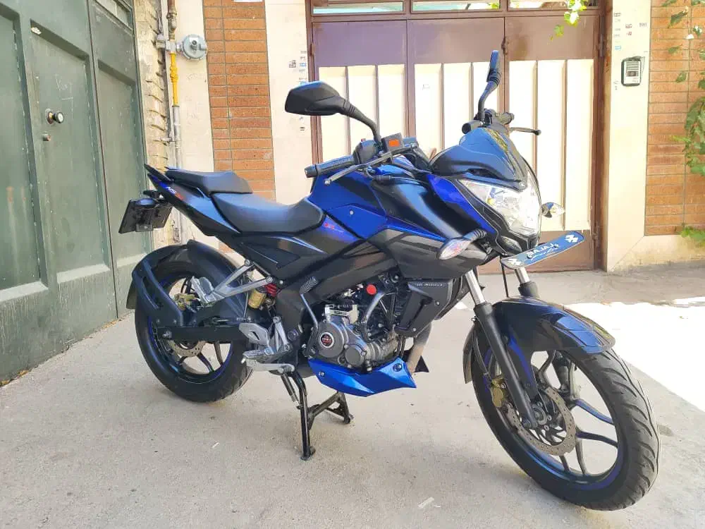 Ns 160|موتورسیکلت|اصفهان, نقش جهان|دیوار