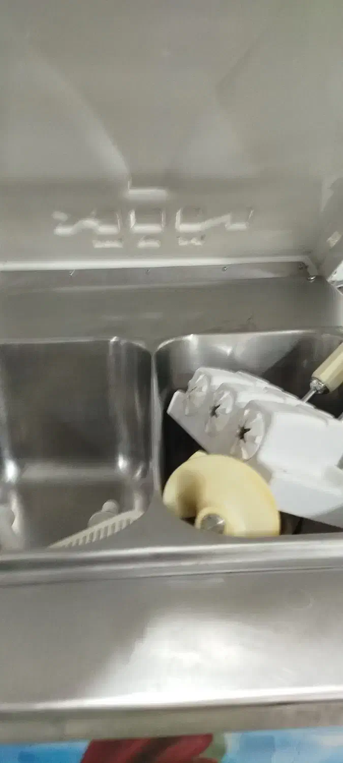 بستنی ساز|کافیشاپ و رستوران|زاینده رود, |دیوار