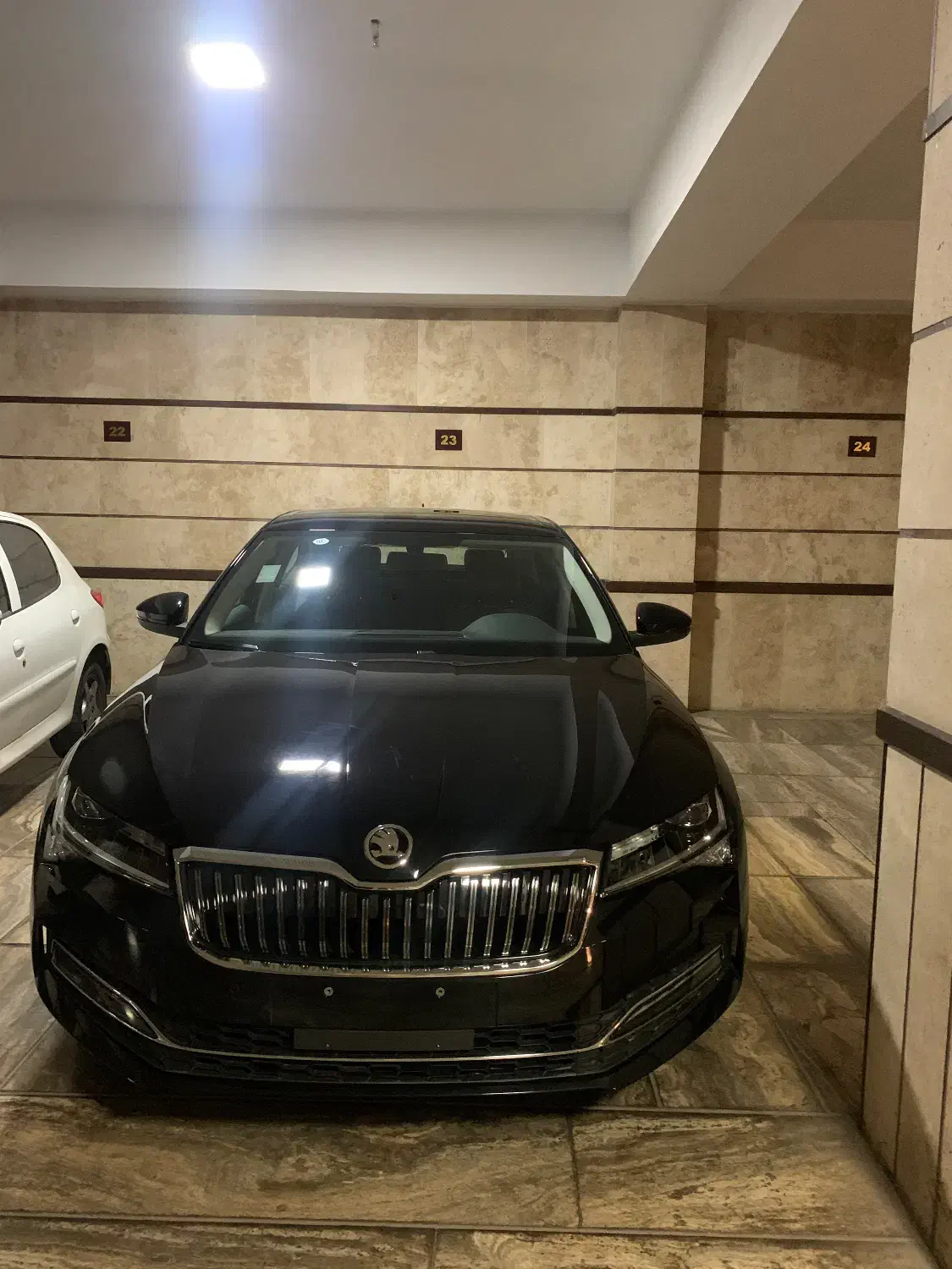 اشکودا سوپر ب، مدل ۲۰۲۴، مدارک آماده انتقال|خودرو سواری و وانت|تهران, ولنجک|دیوار