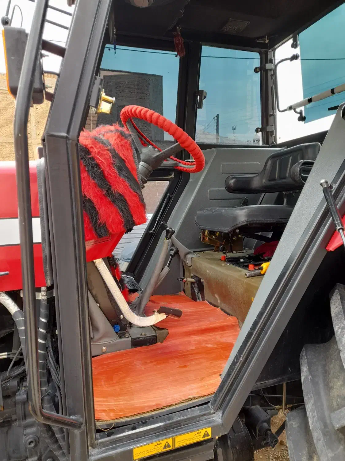 تراکتور ۴۷۵مدل ۹۹ کابین شرکتی|خودرو سنگین|فارسان, |دیوار